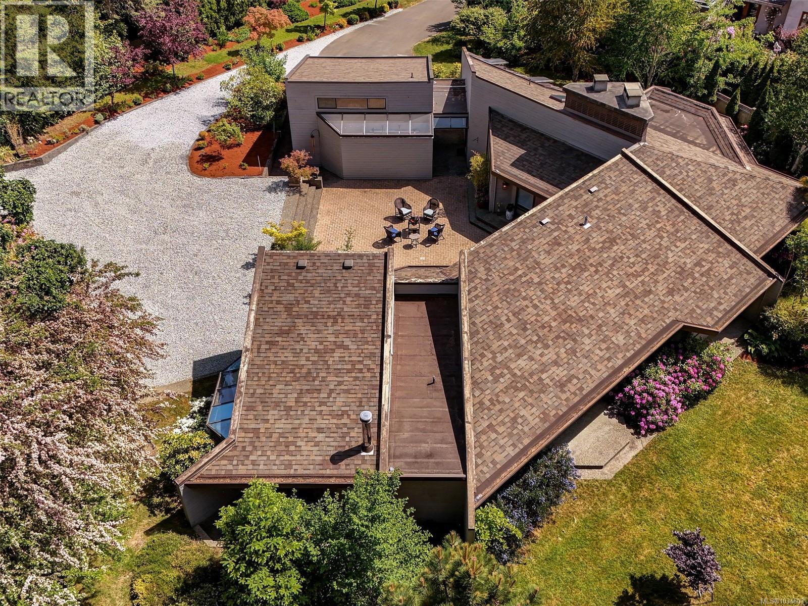 596 Towner Rd - 58