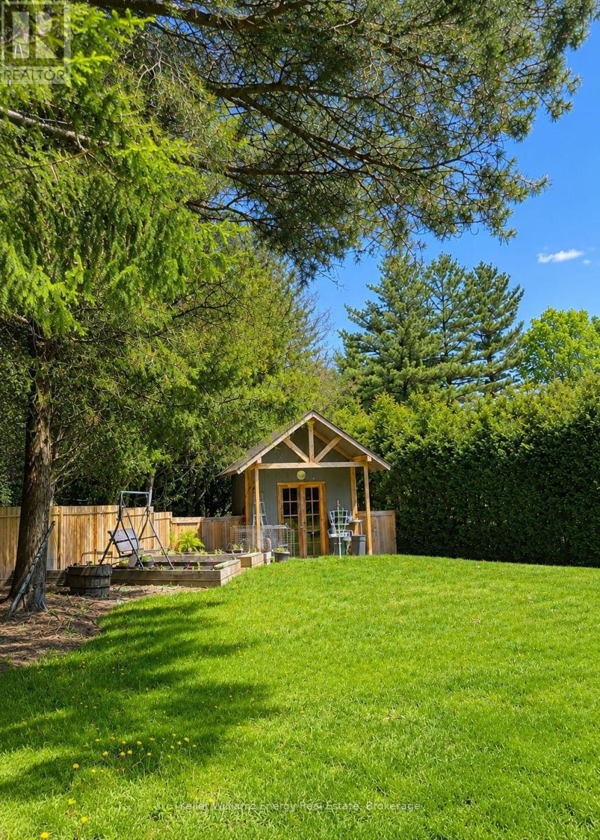 19 PINEWOOD CRESCENT - 5