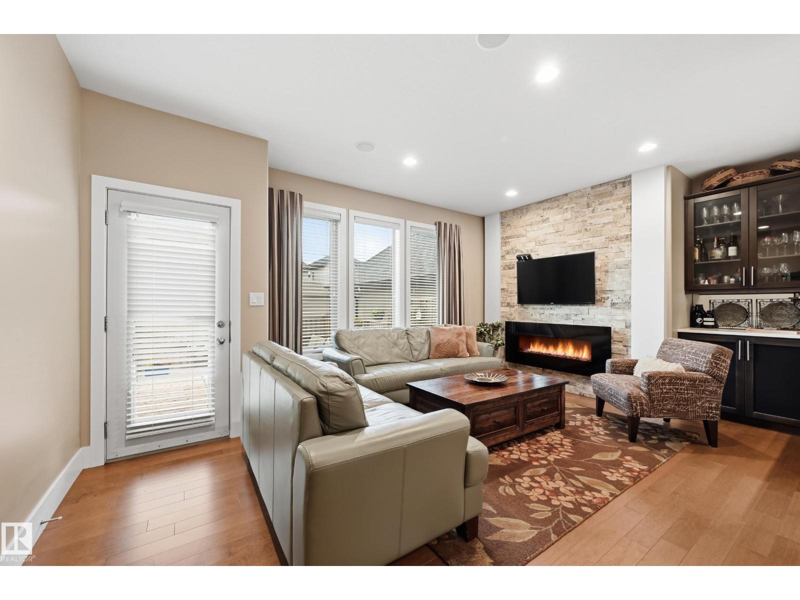 3252 ALLAN WY SW - 8
