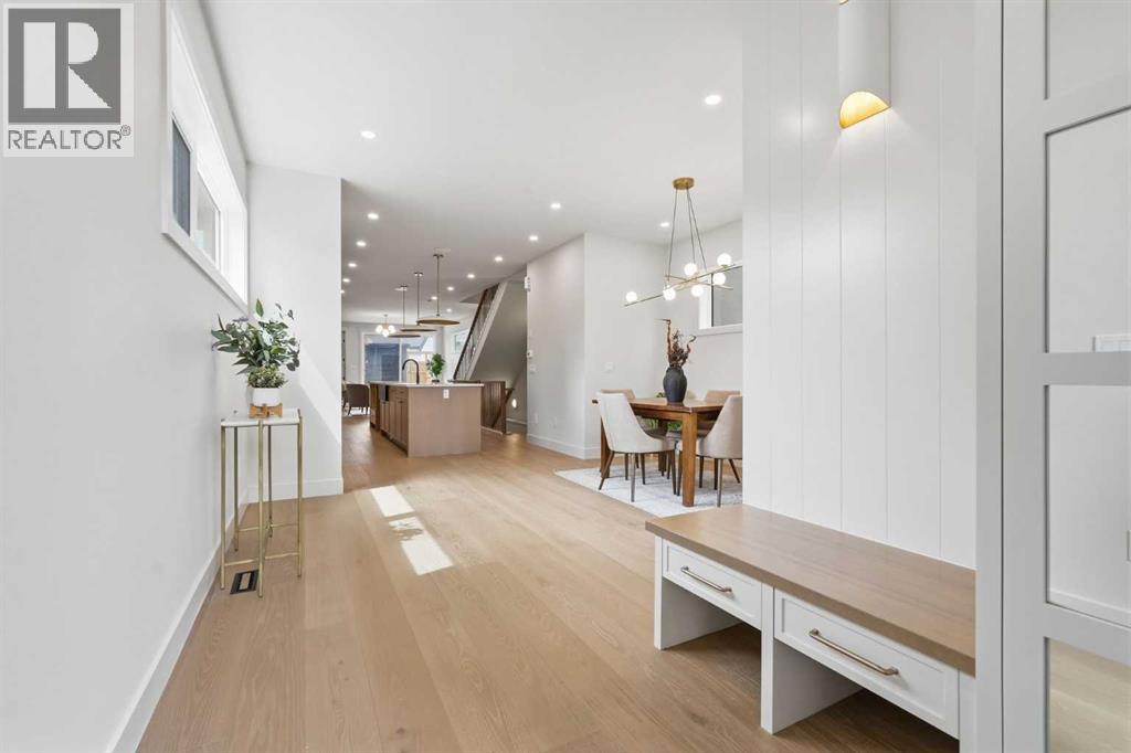 2521 19A Street SW - Image 2