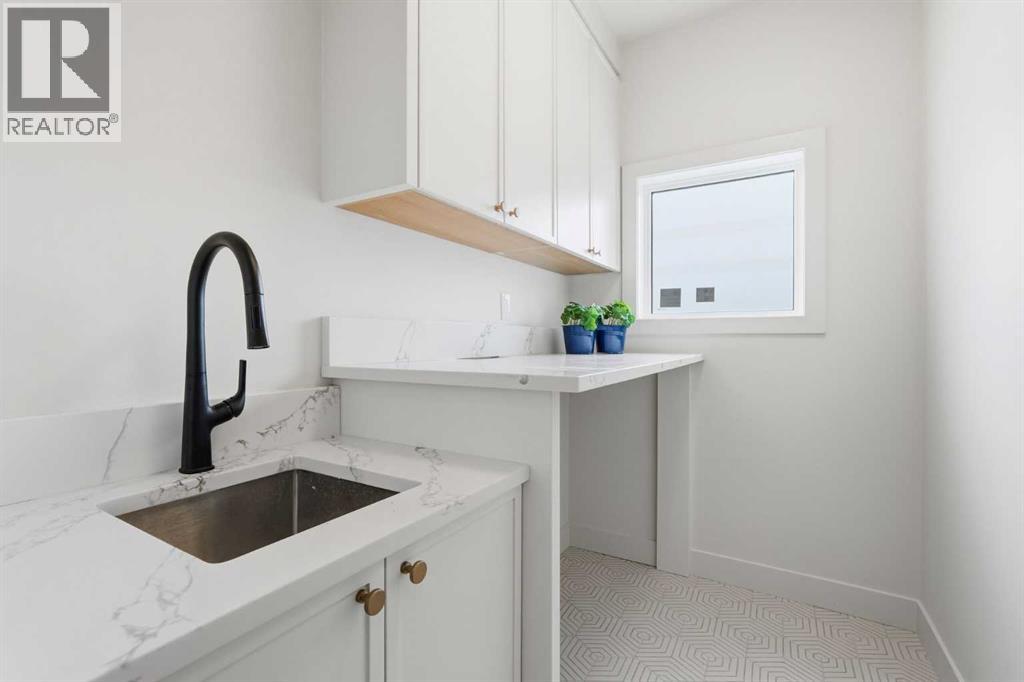 2521 19A Street SW - 21