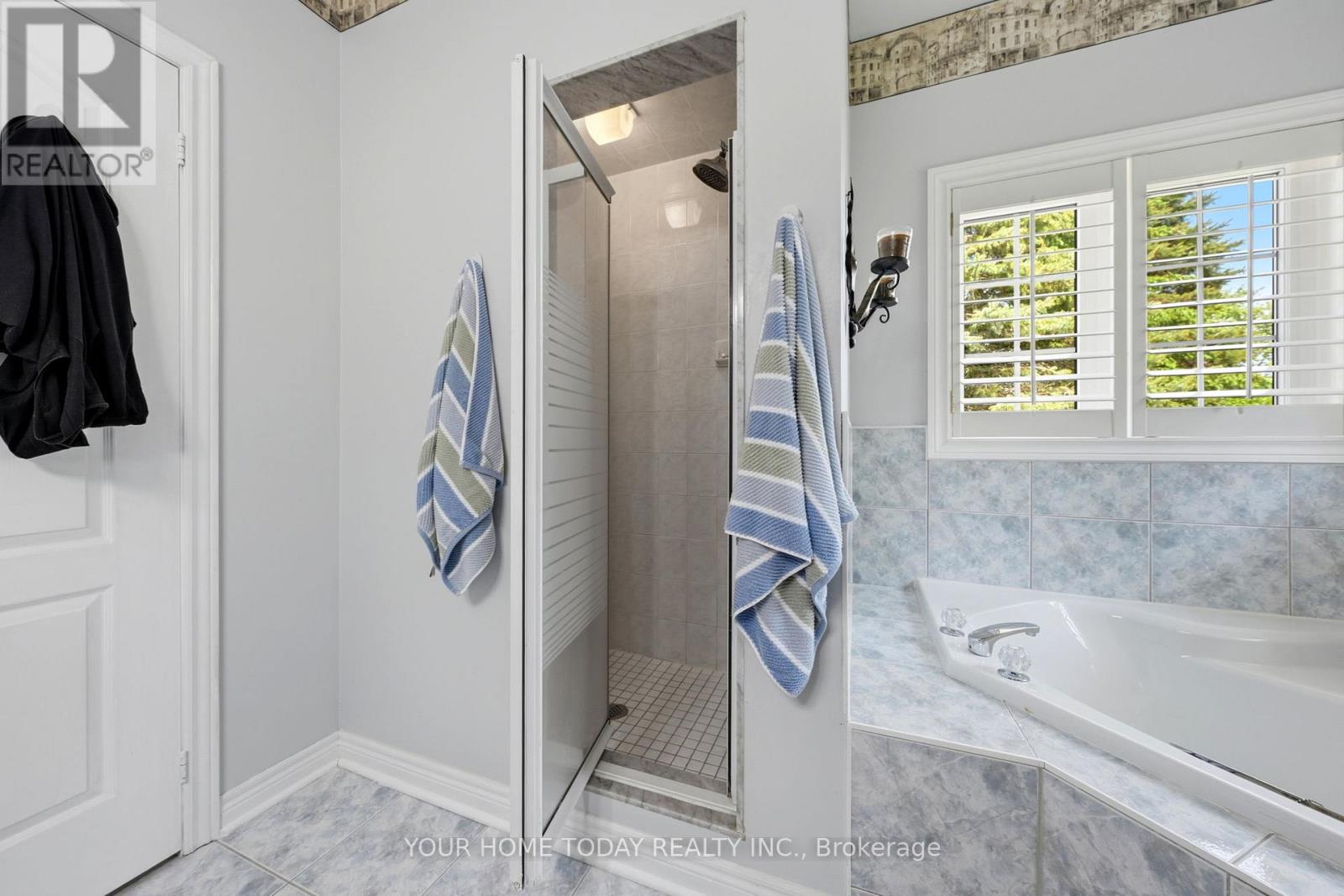 2 TRILLIUM TERRACE - 21