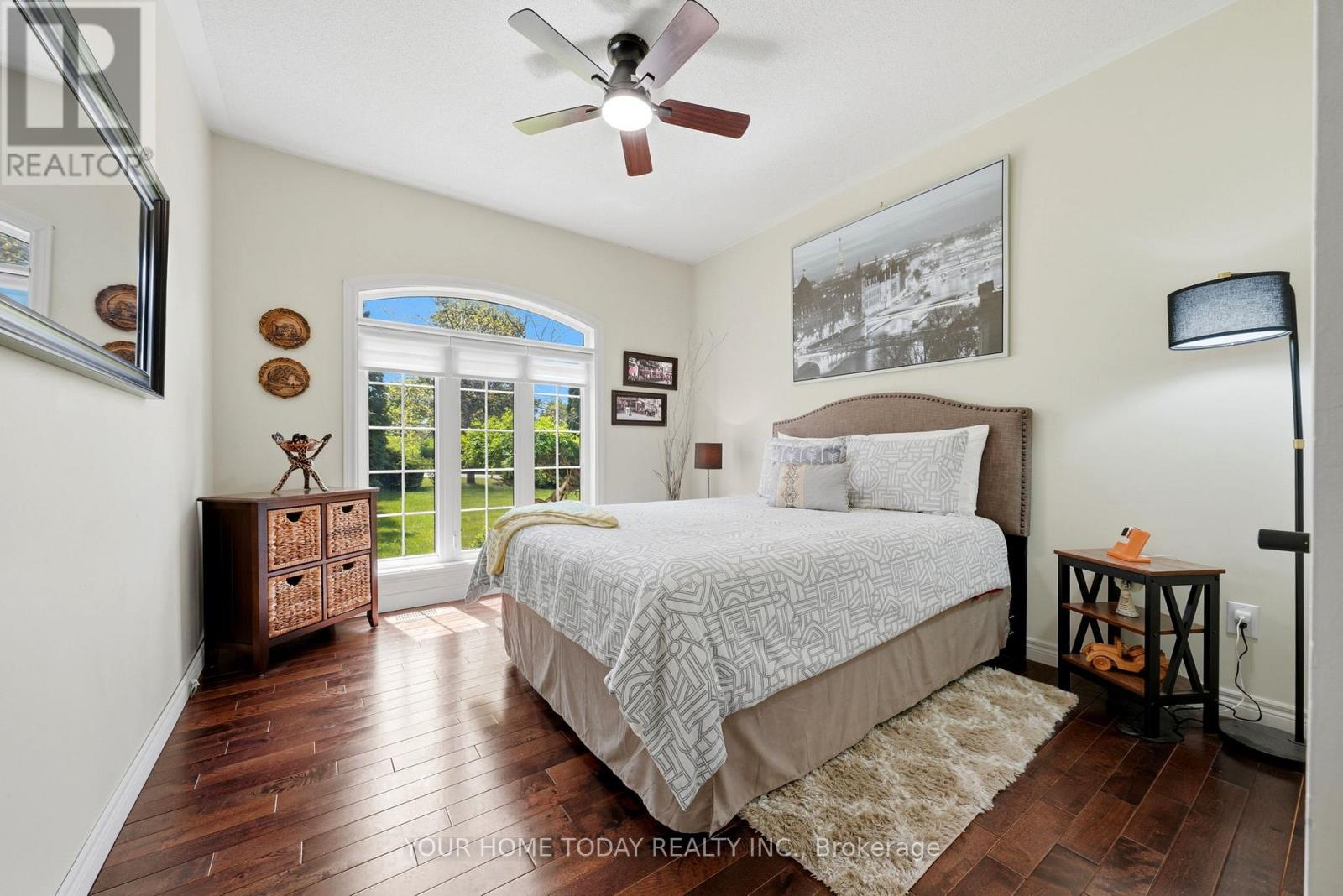 2 TRILLIUM TERRACE - 22