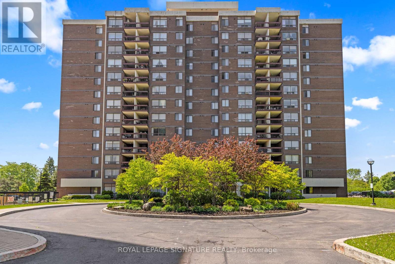 #304 2556 ARGYLE ROAD - 29