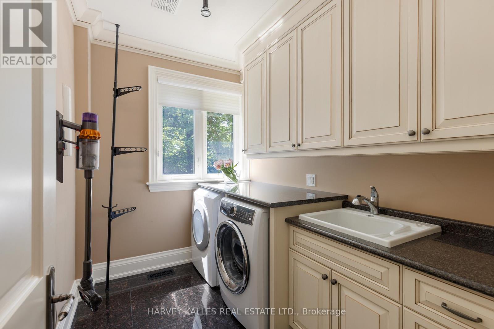 55 TWYFORD ROAD - 26