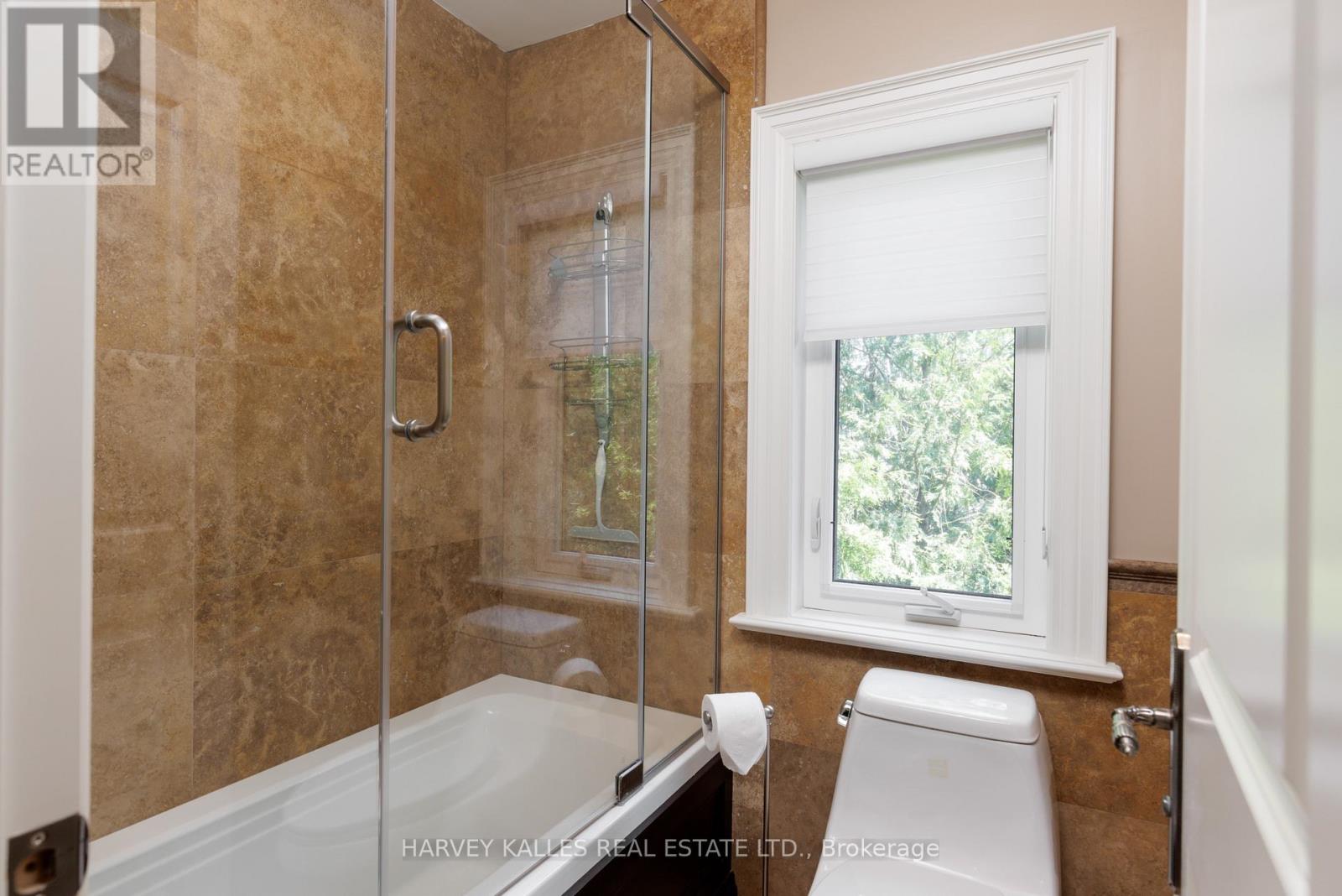 55 TWYFORD ROAD - 38