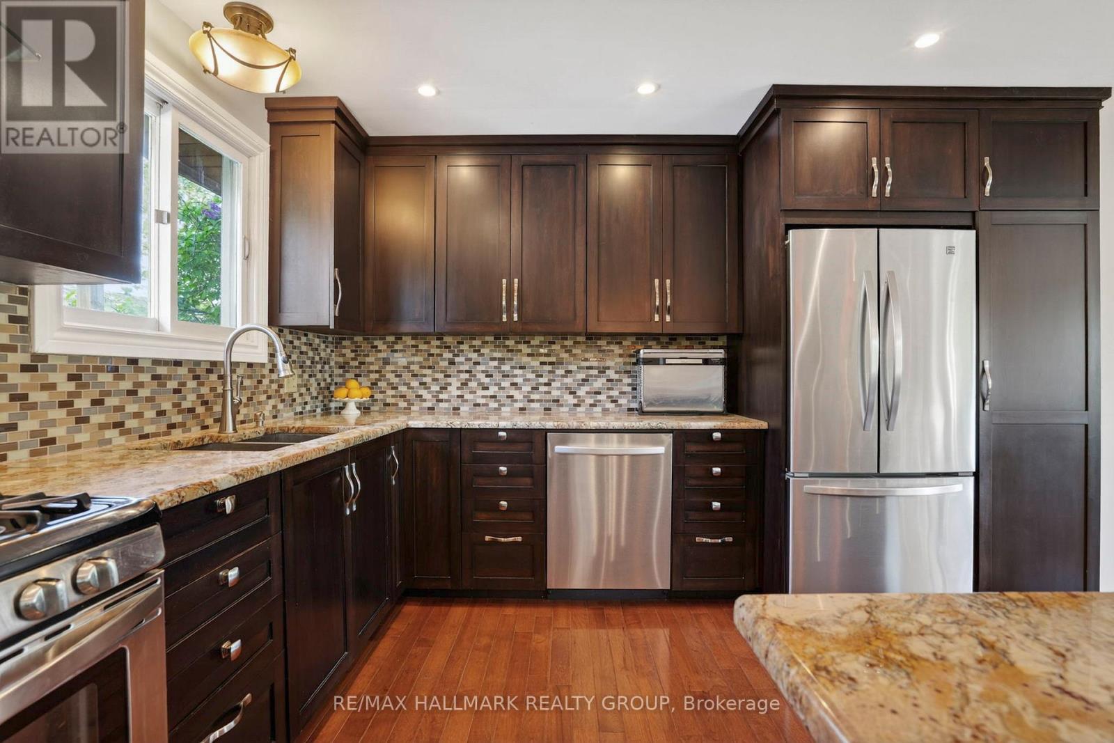 56 DALLAIRE CRESCENT - 10