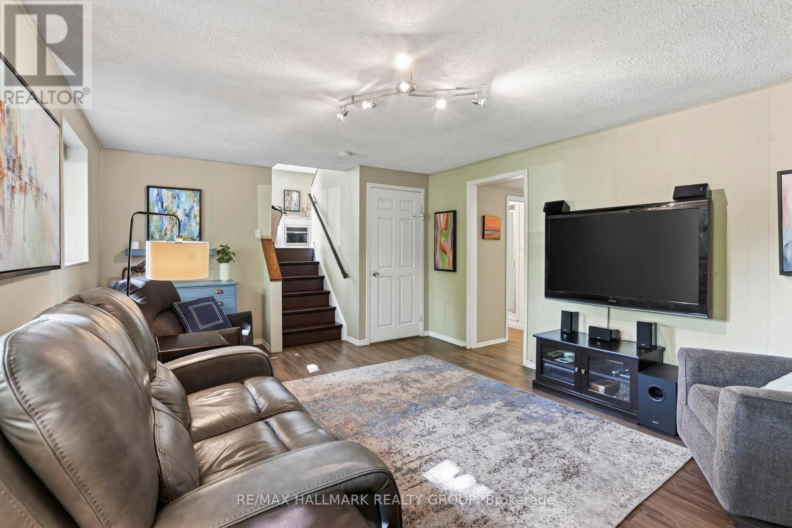56 DALLAIRE CRESCENT - 22