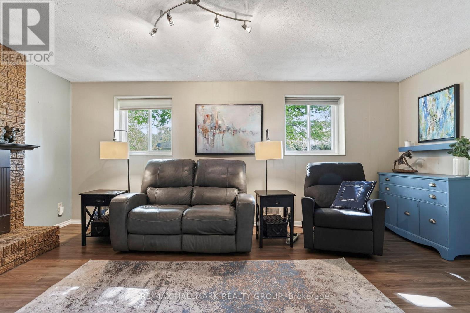 56 DALLAIRE CRESCENT - 23