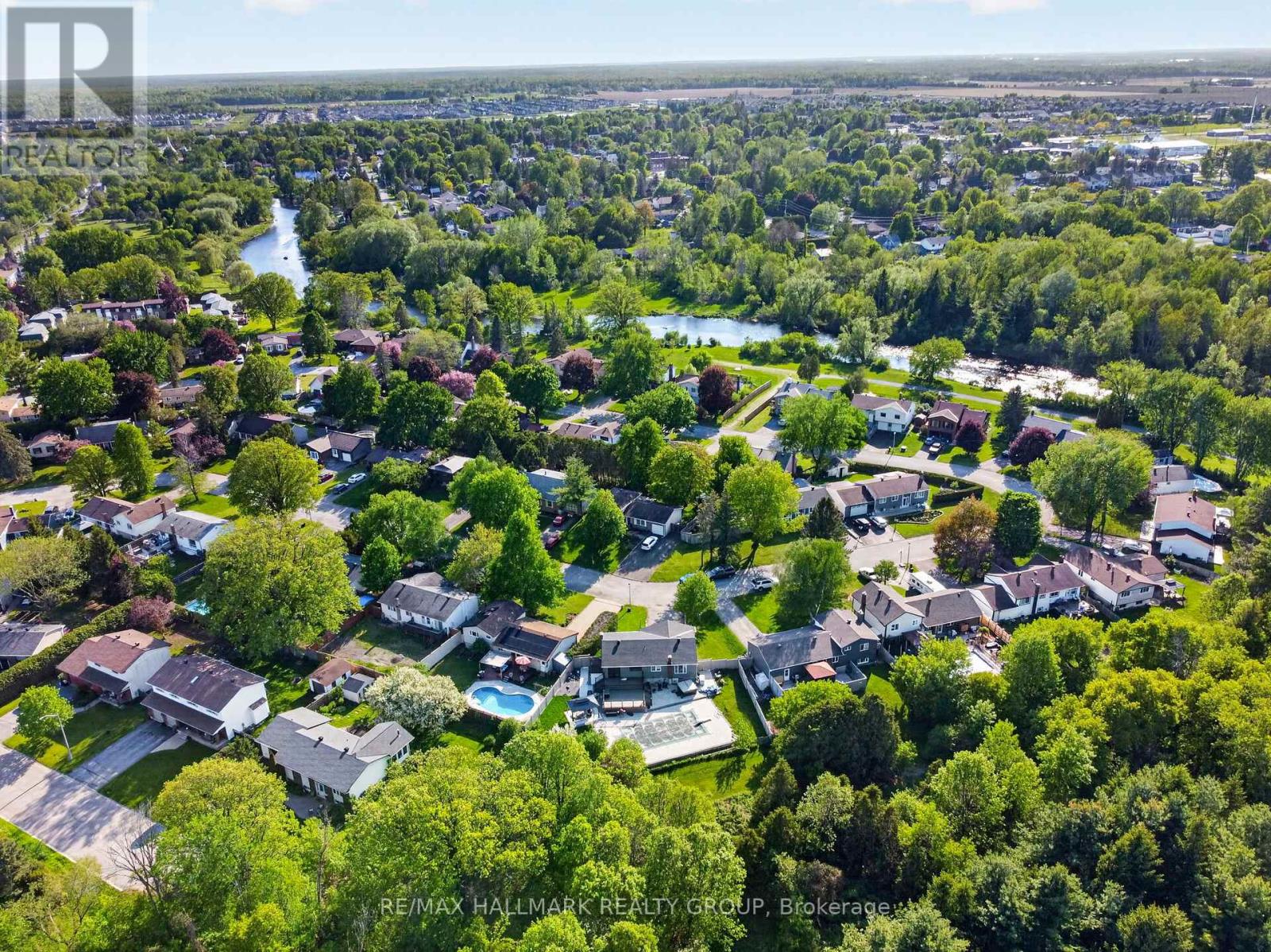56 DALLAIRE CRESCENT - 3