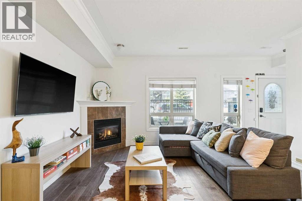 #6 1729 34 Avenue SW - 5