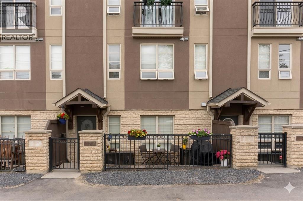 #6 1729 34 Avenue SW - 27