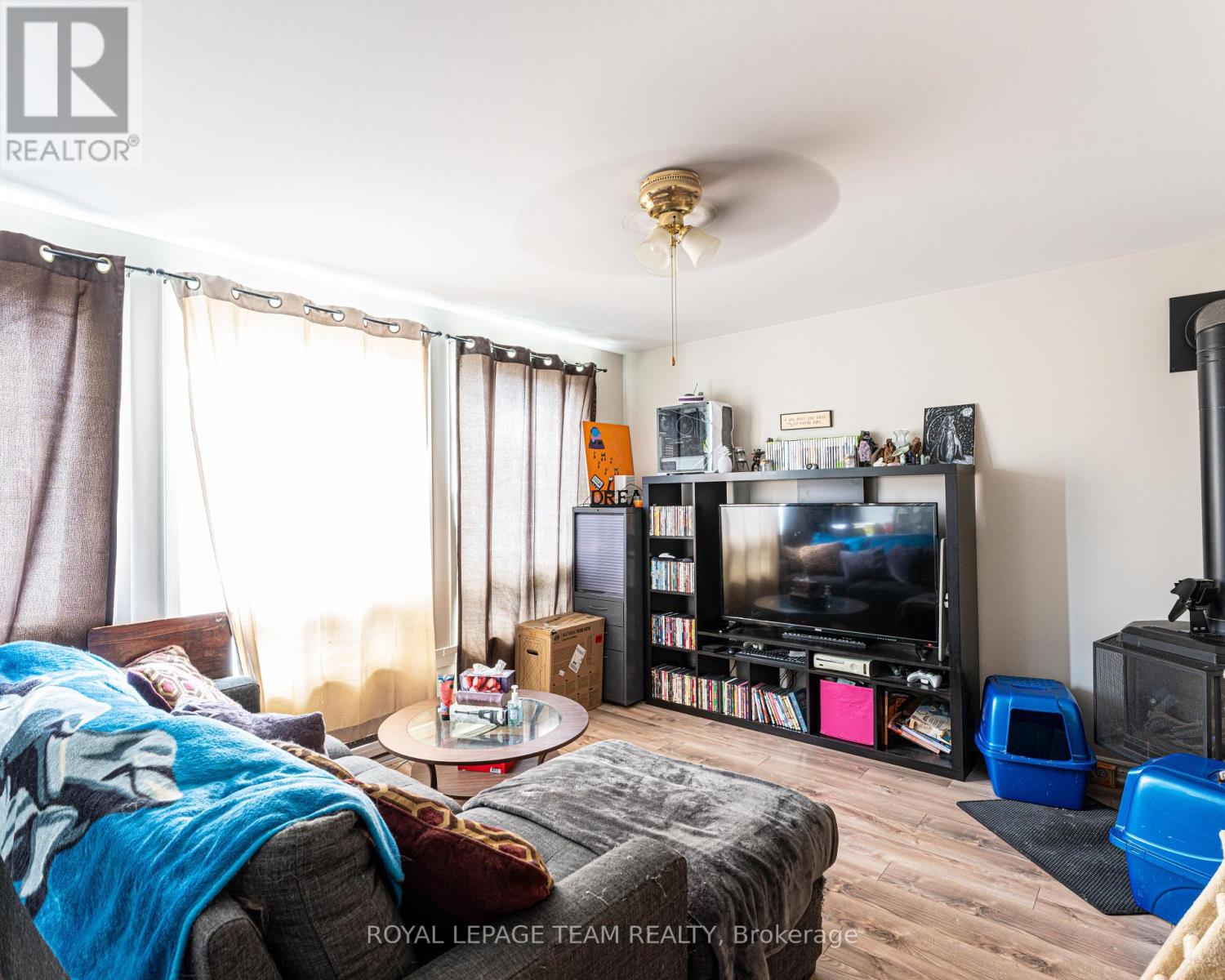 6607-6613 FOURTH LINE ROAD - 24