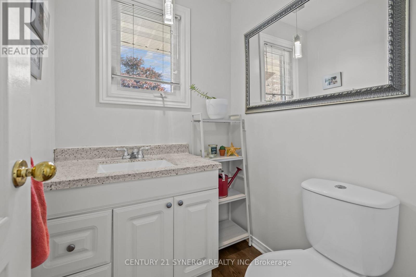 497 ROUGEMOUNT CRESCENT - 15