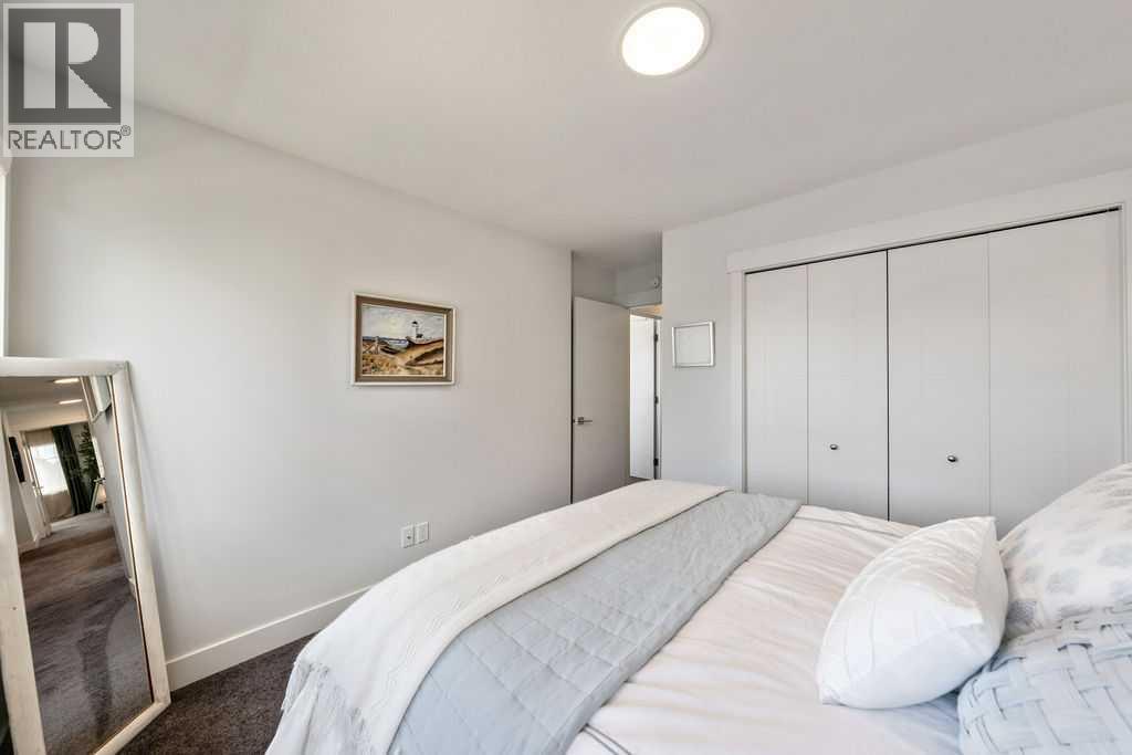 29 Sundown Close - 31