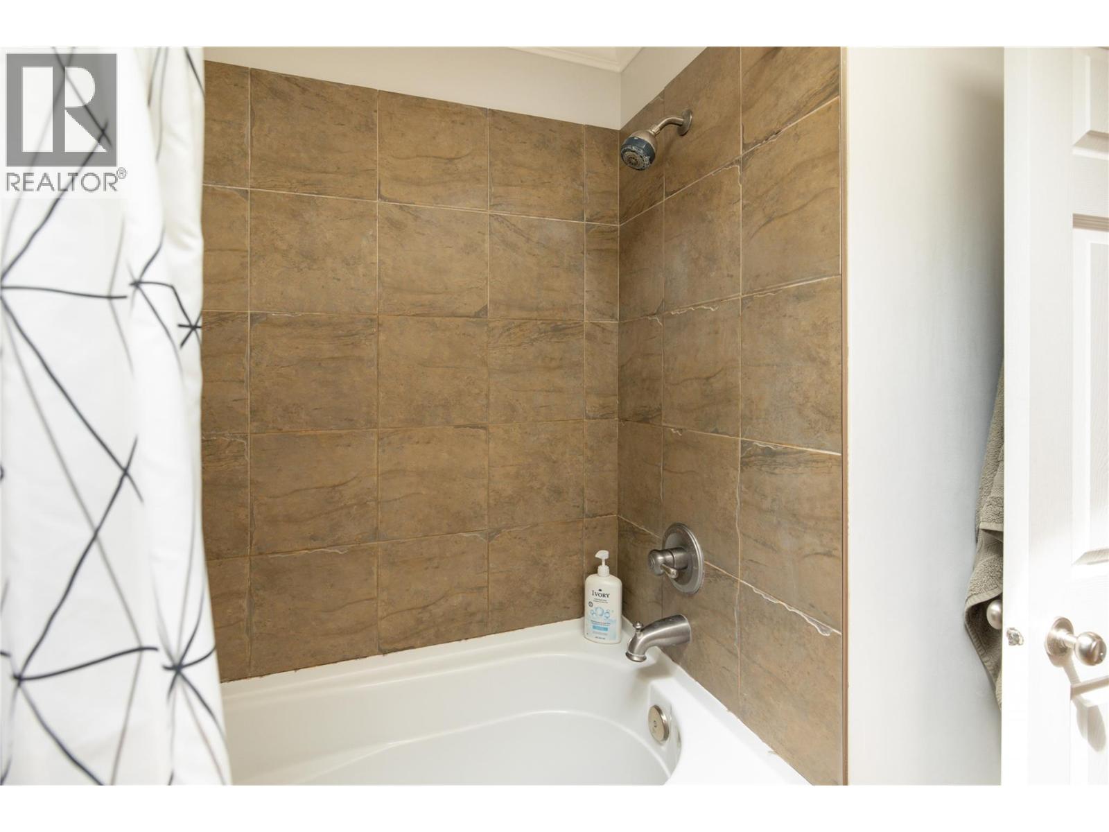 11251 ROBERTS Road, Kelowna