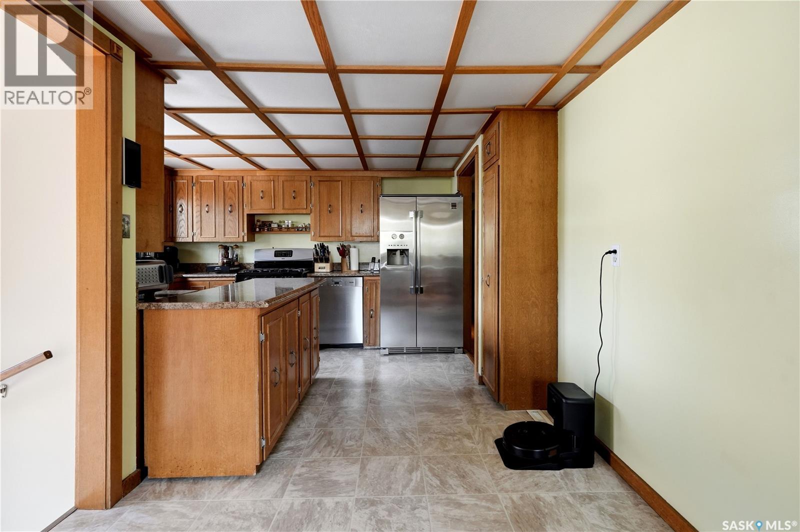 104 MARSH CRESCENT - 13