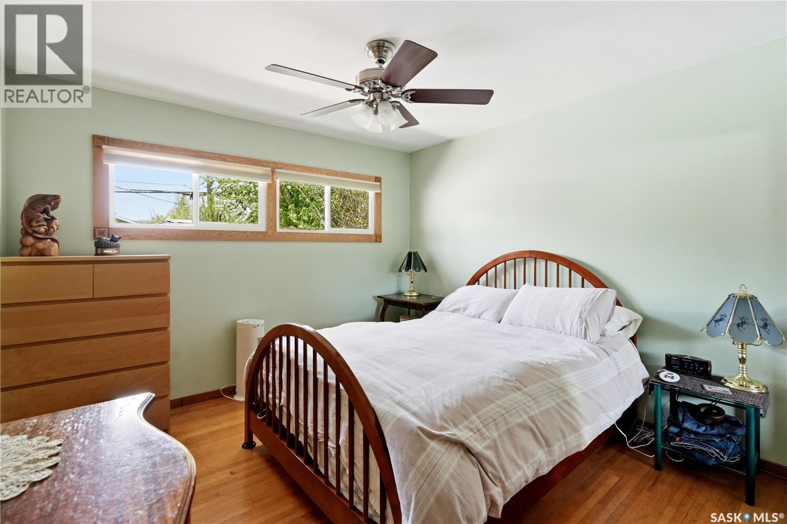104 MARSH CRESCENT - 16