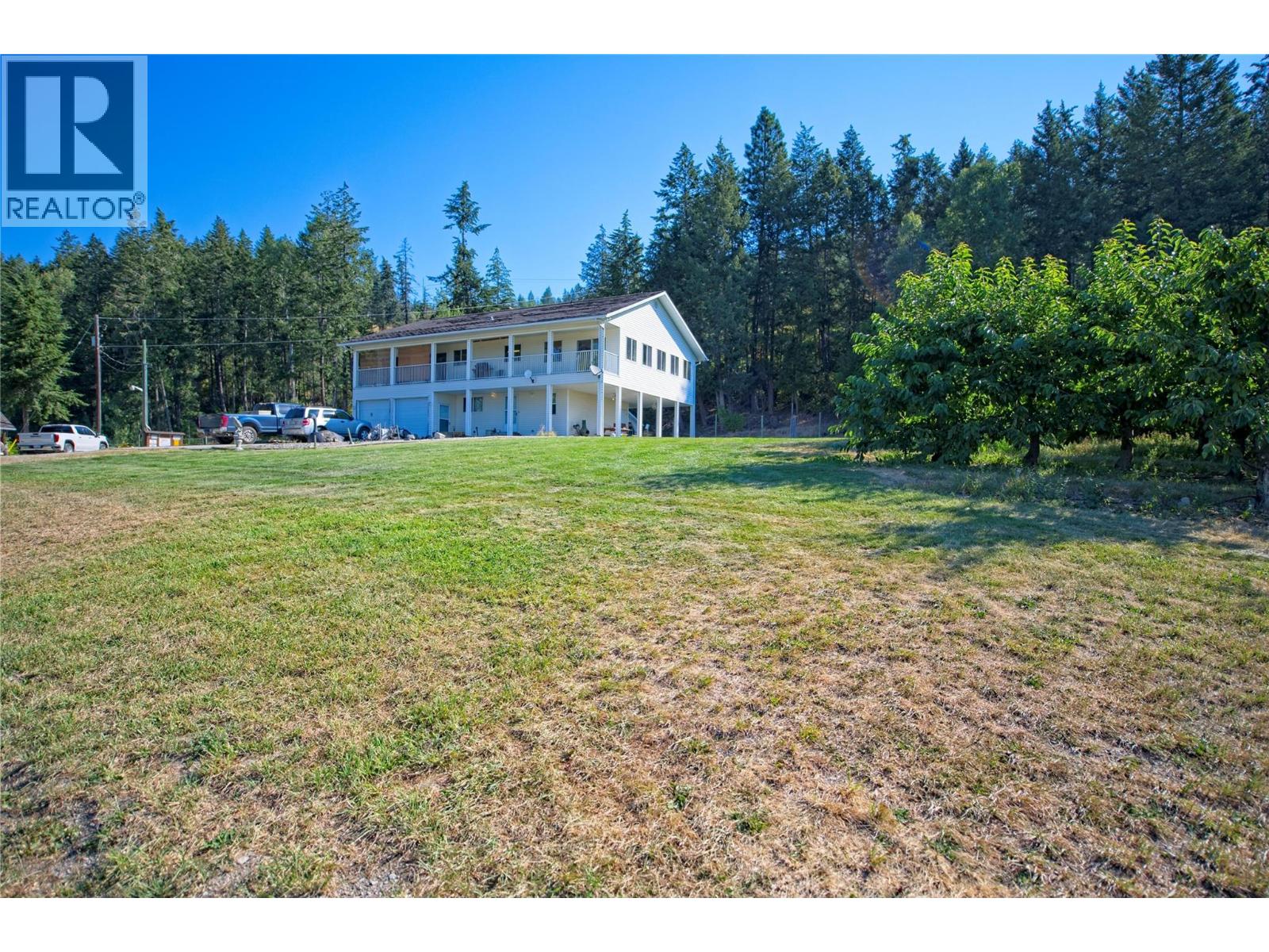 3 Bed, 4 Bath Agriculture for Sale in Creston – 3423 3A Highway, Creston - Image 17