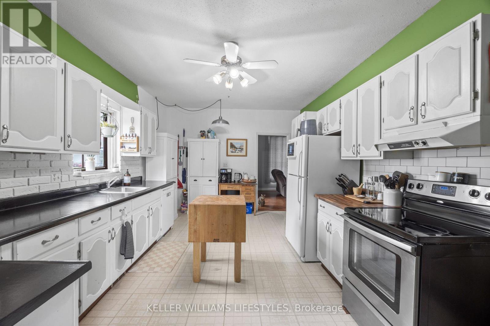 264 UPPER QUEEN STREET - 5