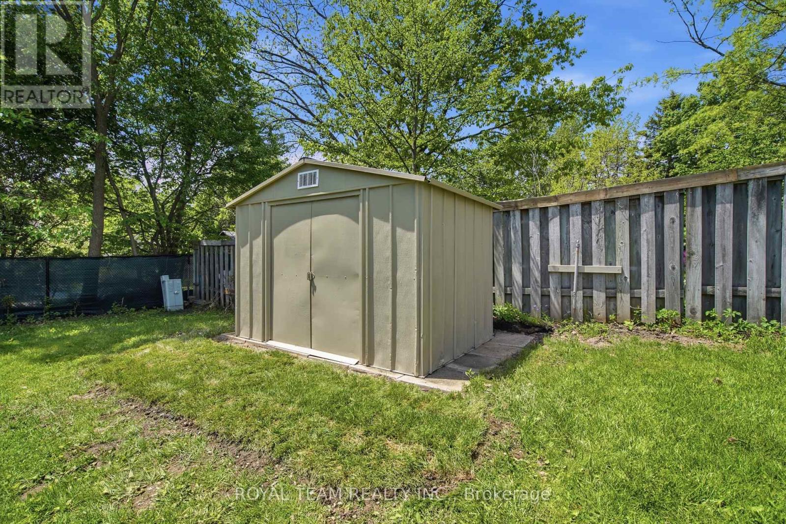 653 STEEPLECHASE DRIVE - 46