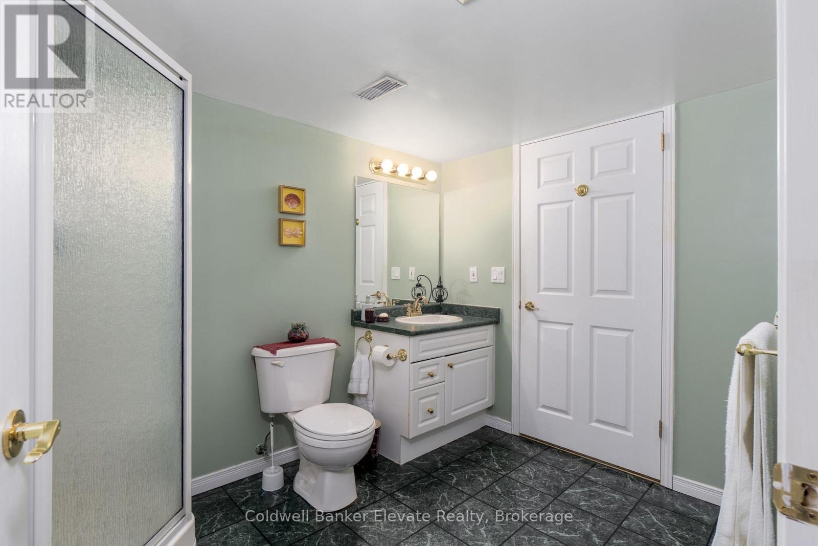 #36 2705 KINGSWAY DRIVE - 36