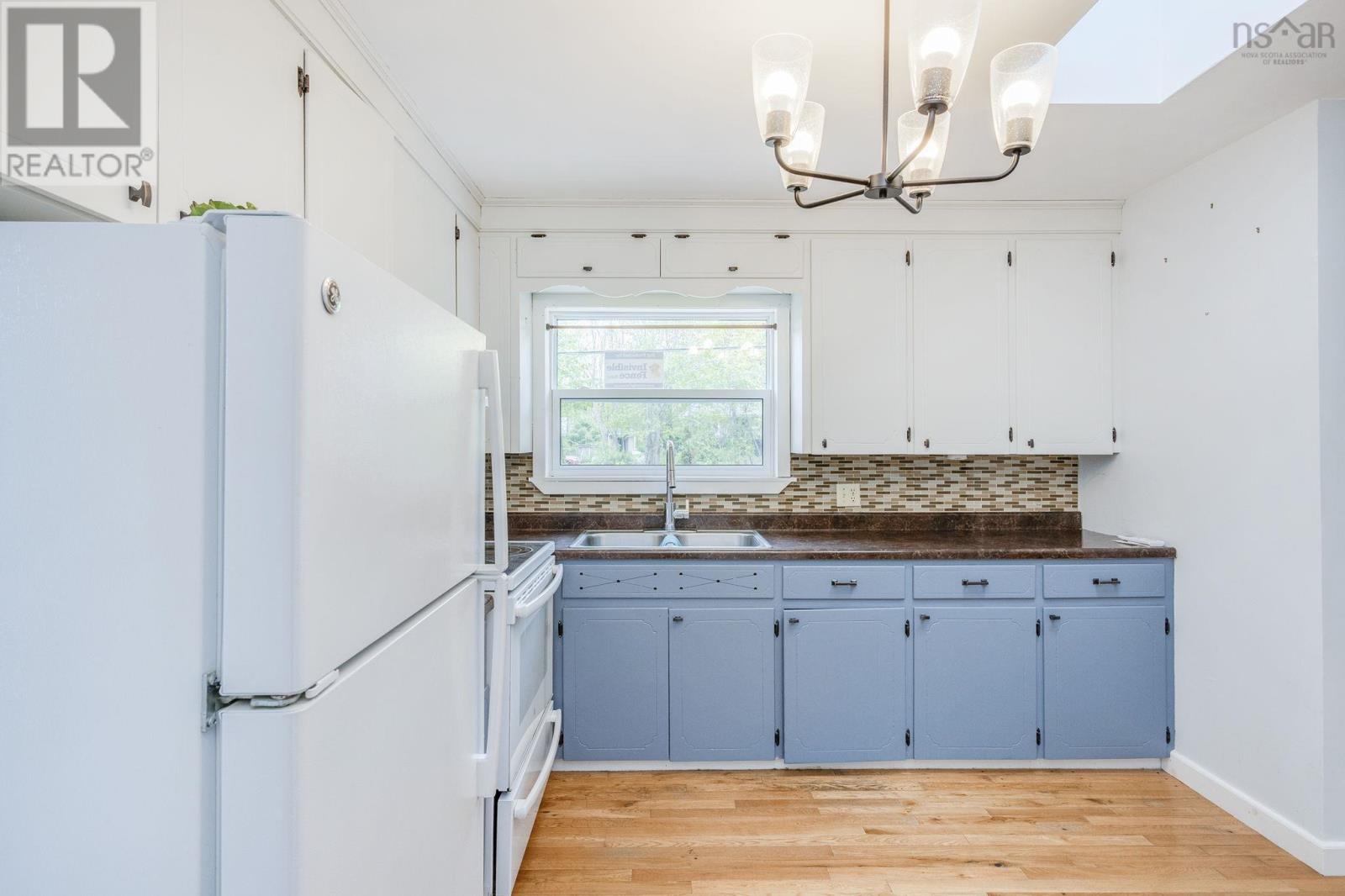 Property 8 of 45 of 305 Lemarchant Drive