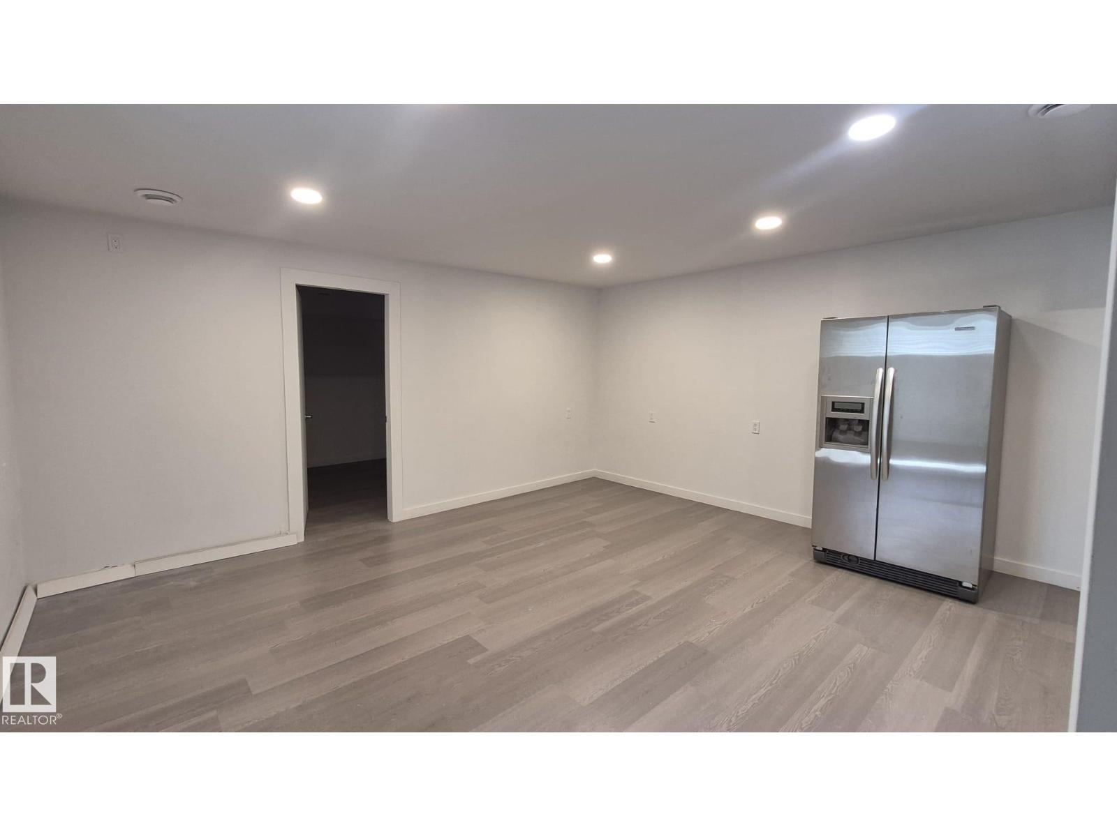 5440 1A AV SW - 41