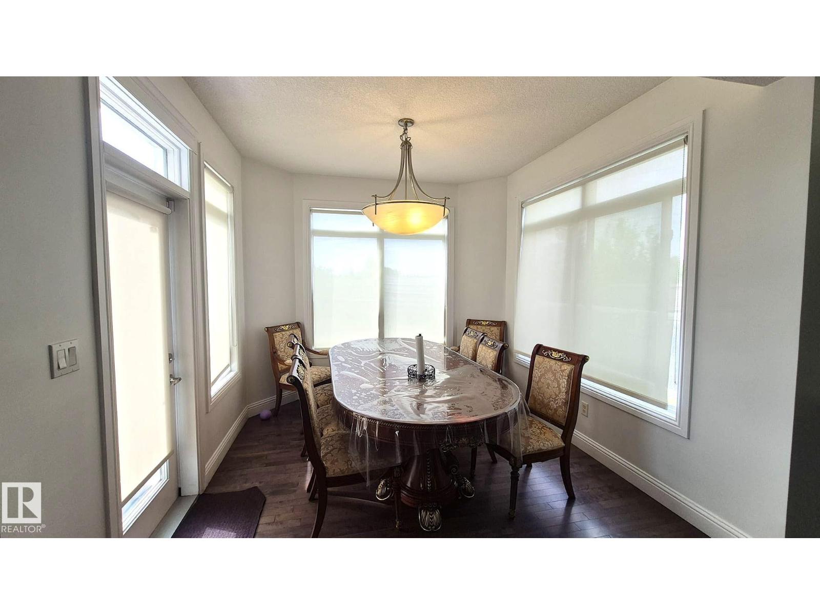 5440 1A AV SW - 9