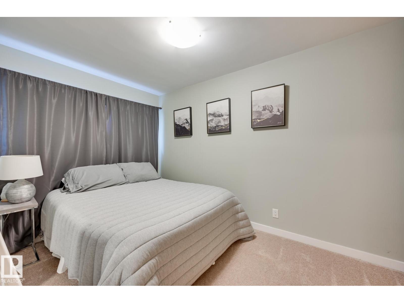 7527 78 AV NW - 17