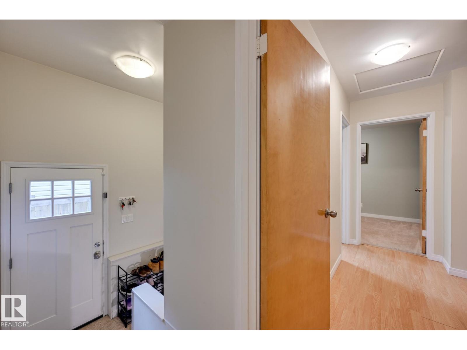 7527 78 AV NW - 24