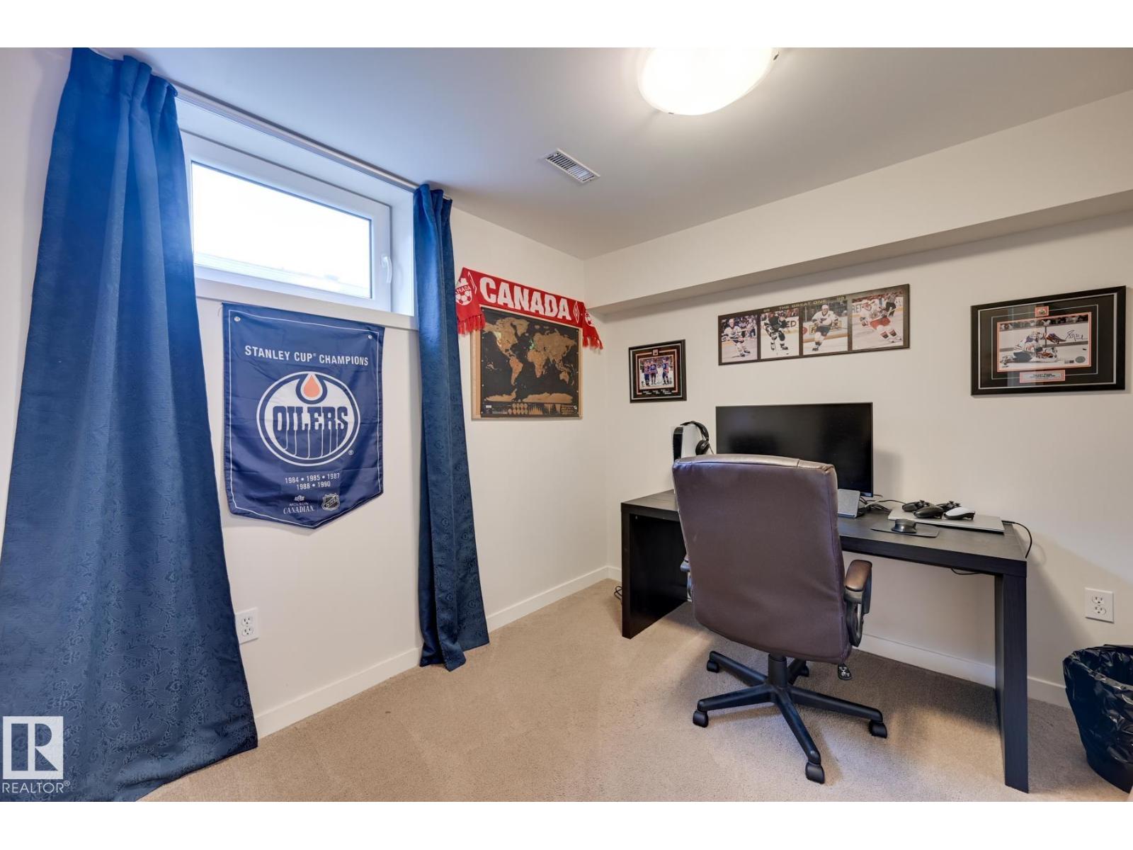7527 78 AV NW - 33
