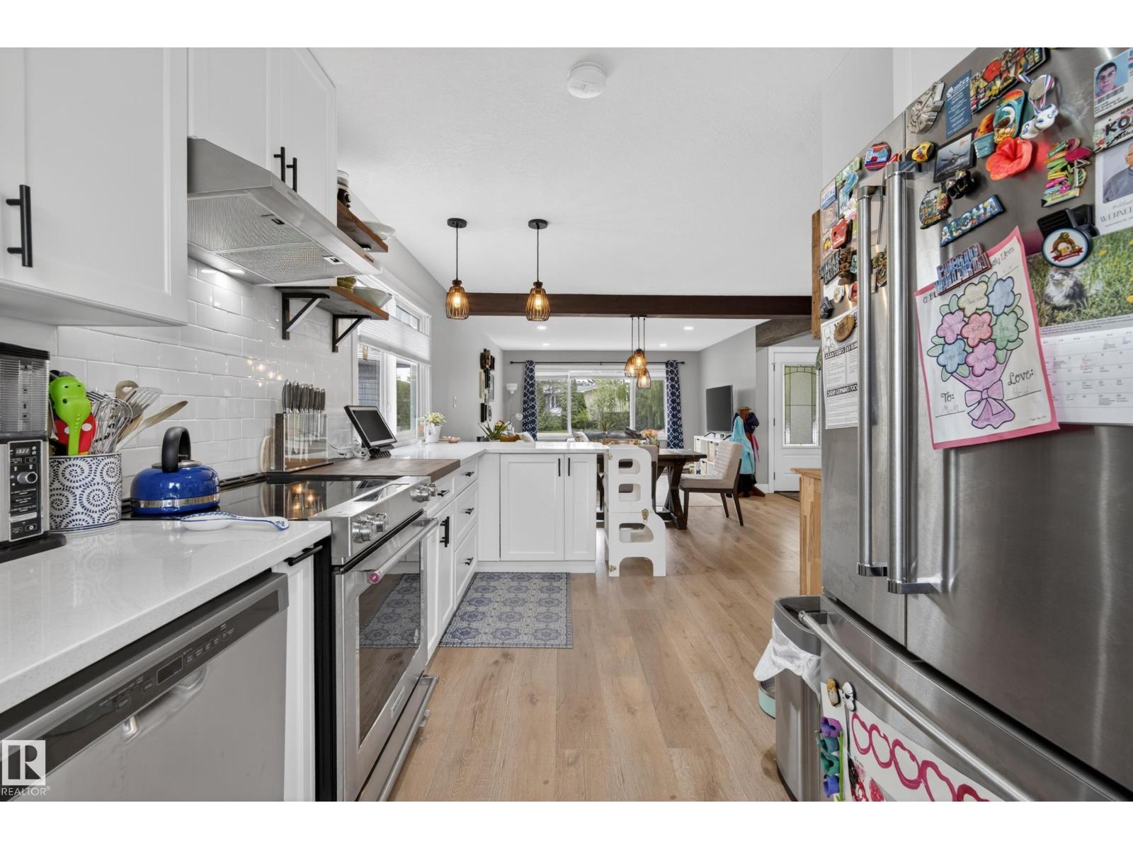 4336 116 ST NW - 11