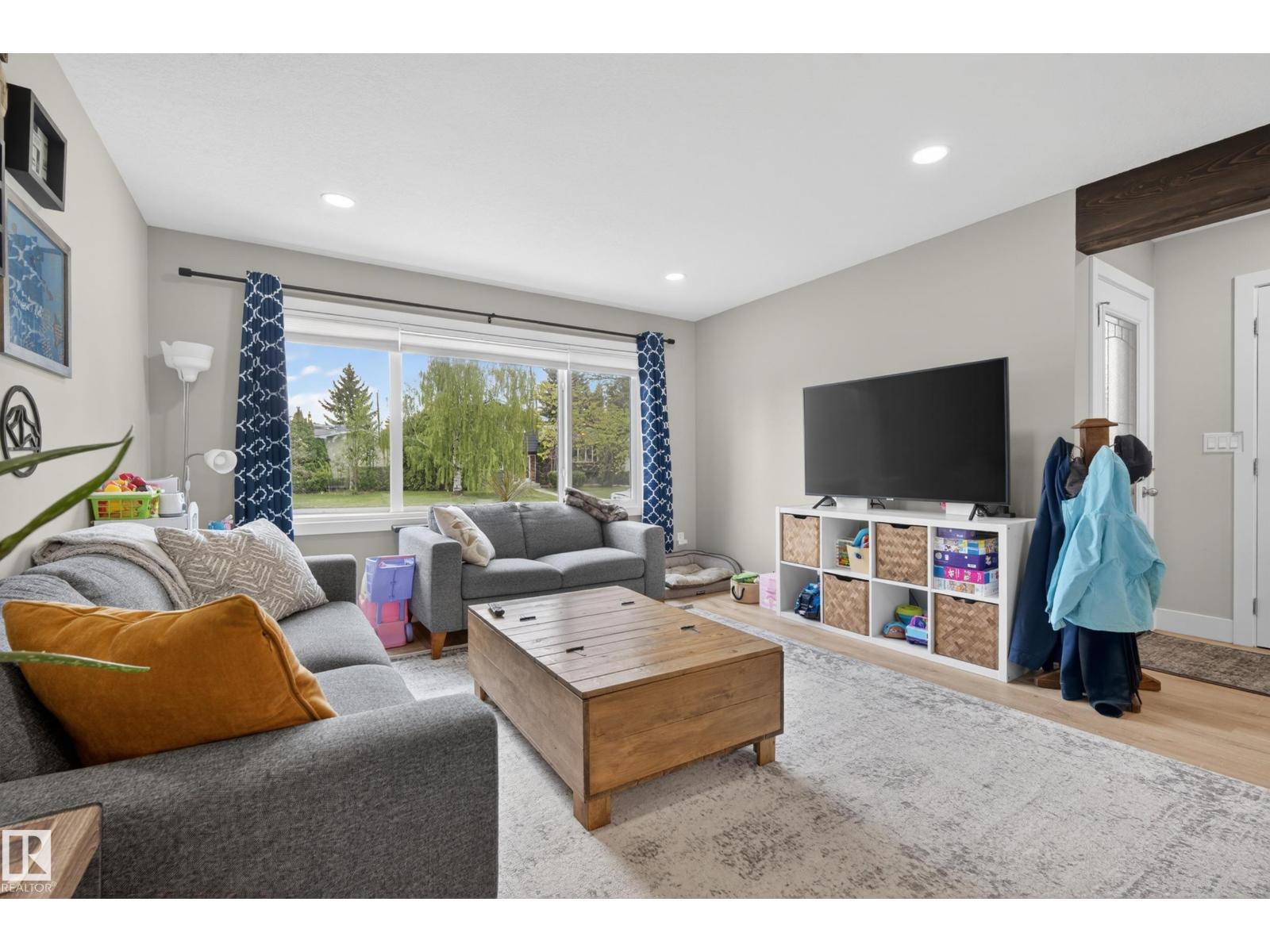 4336 116 ST NW - 14