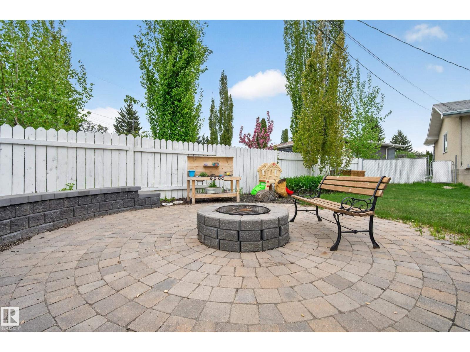 4336 116 ST NW - 45