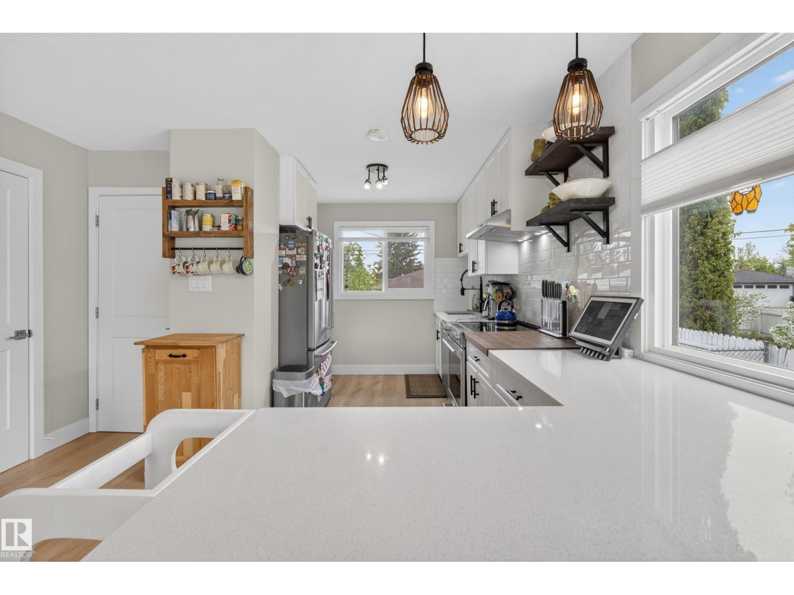 4336 116 ST NW - 9
