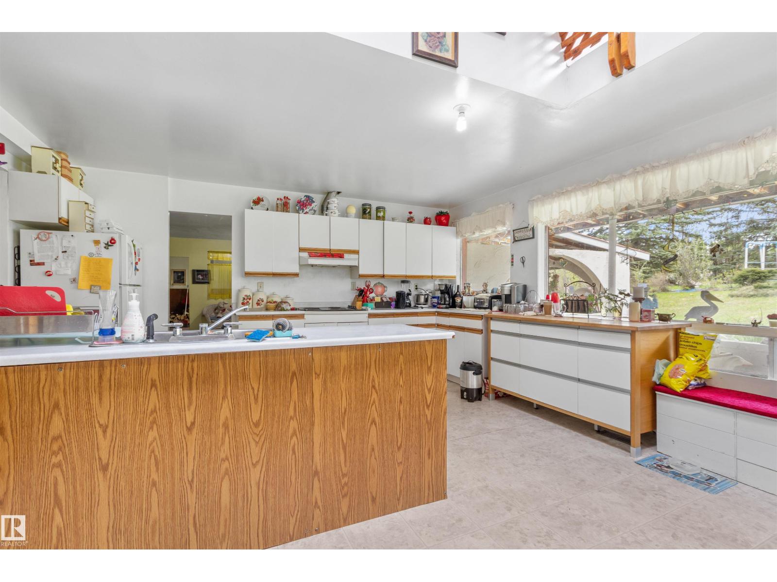 453038 RGE ROAD 61 - 26