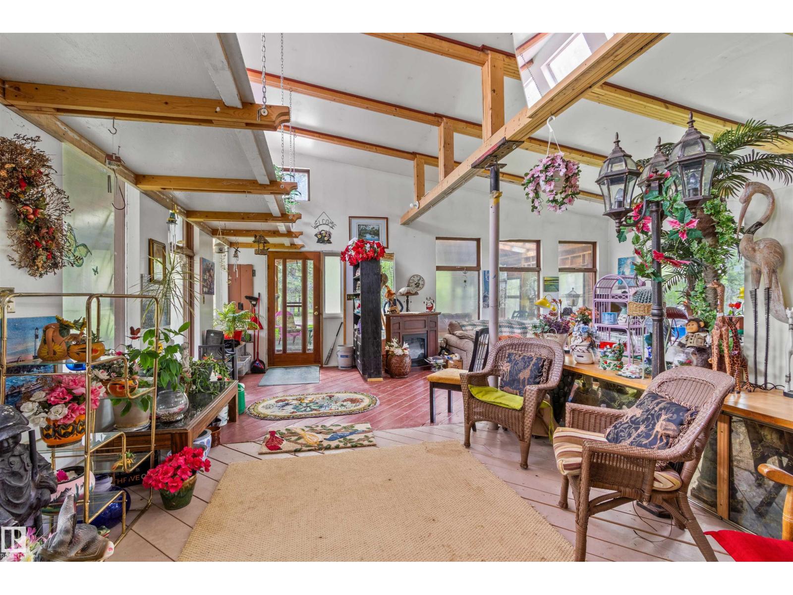 453038 RGE ROAD 61 - 28