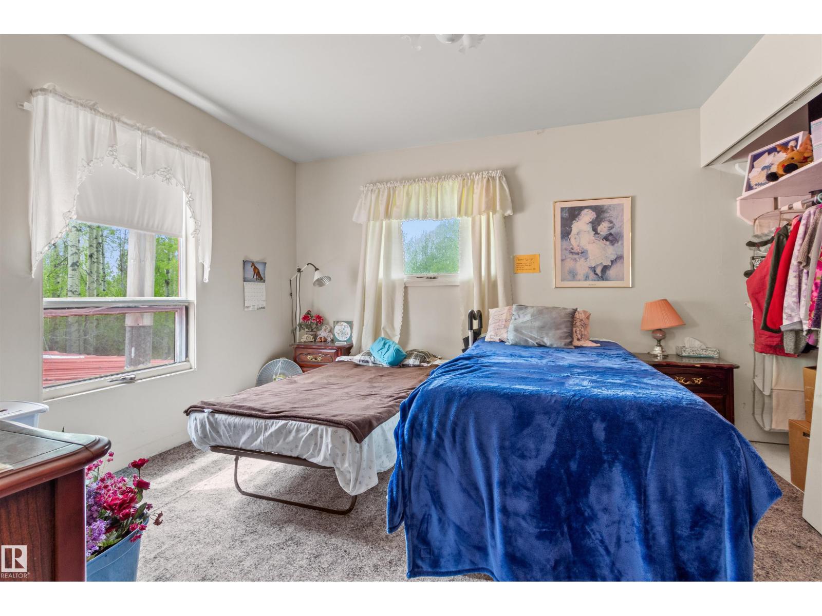 453038 RGE ROAD 61 - 35