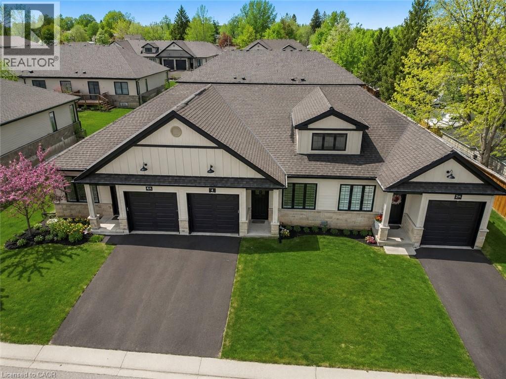 4 ELGIN Street W - 1