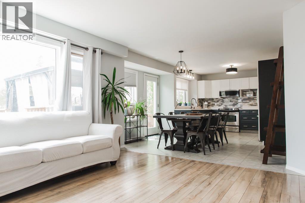 9039 106 Avenue - 9