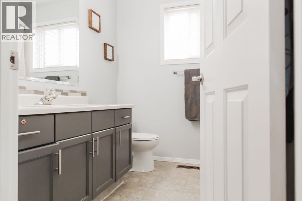 9039 106 Avenue - 34