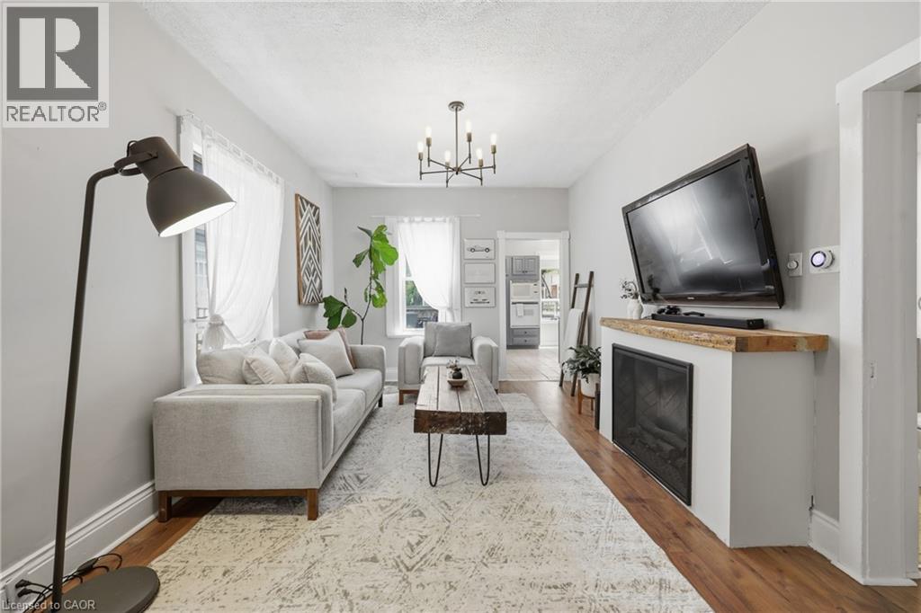 23 EAST 21ST Street - 11