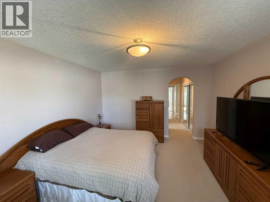 3315 Parkside Drive S - 14