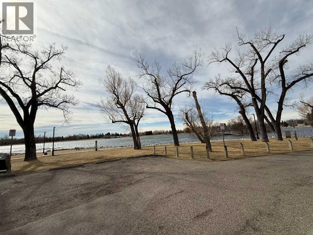 3315 Parkside Drive S - 35