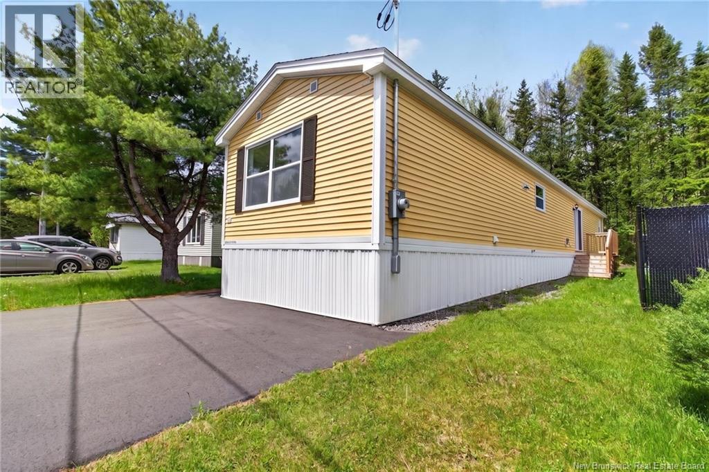 19 Bentley Avenue - 41