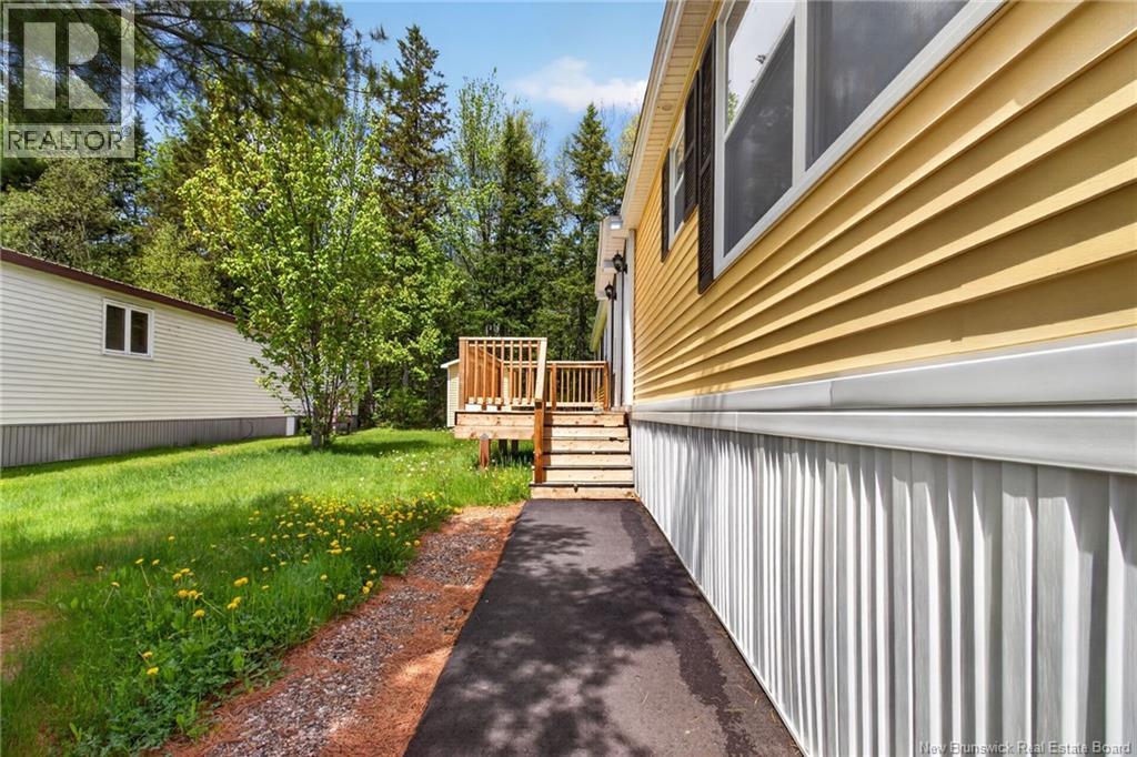 19 Bentley Avenue - 37