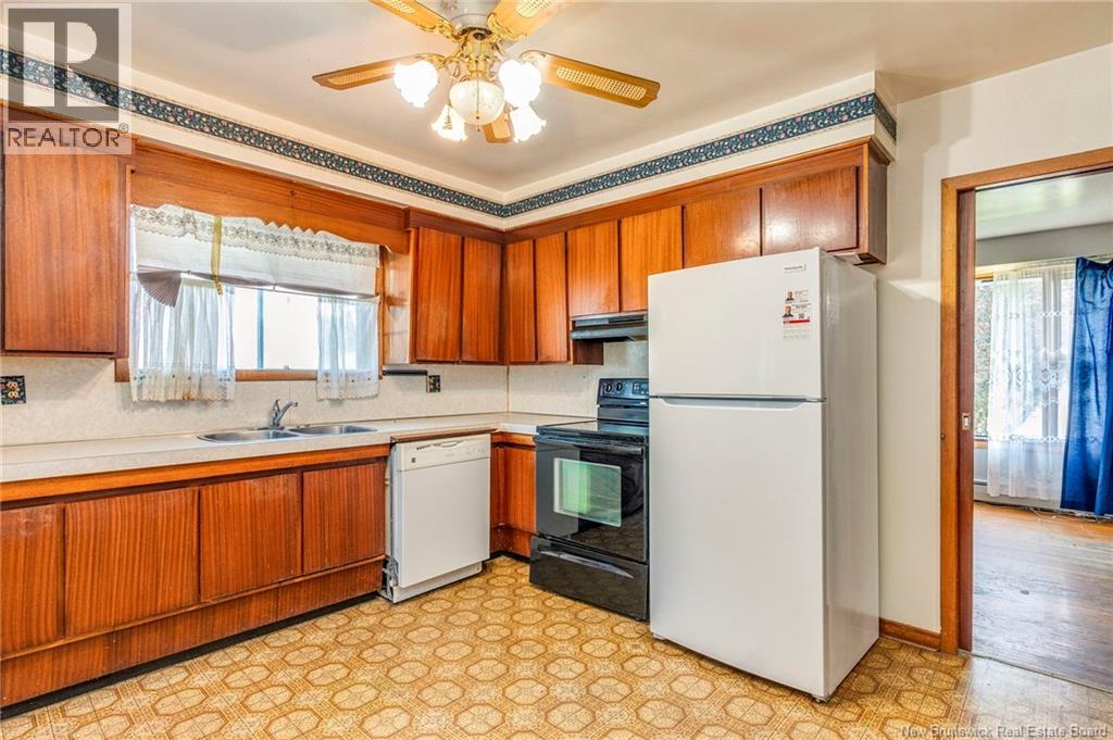 68 Sherwood Drive - Image 3