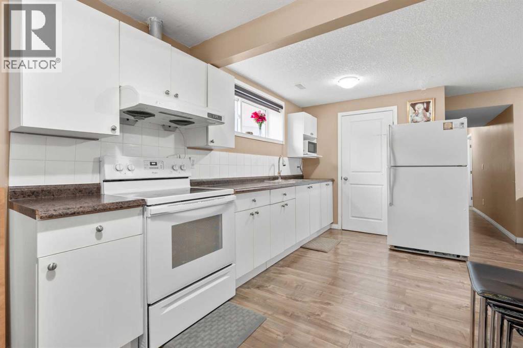 246 Martinwood Place NE - 34