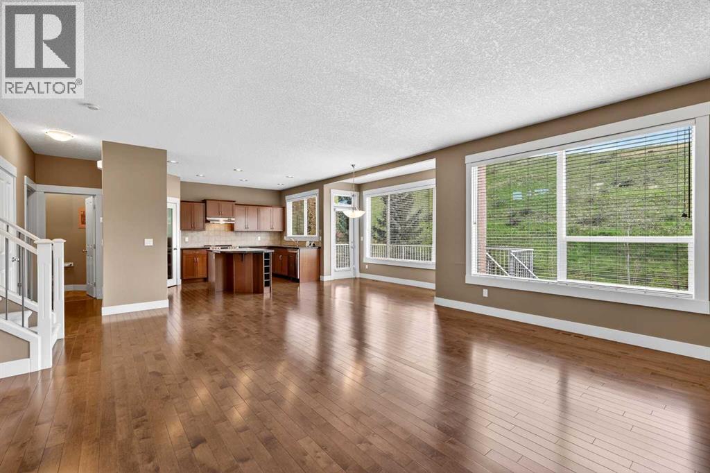 337 Discovery Ridge Boulevard SW - 14